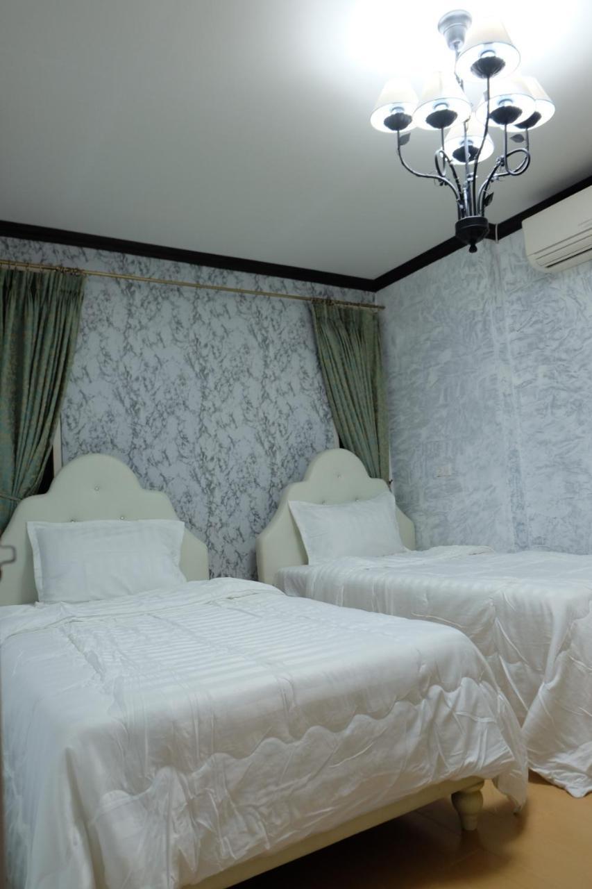 Florentino Hostel Rayong Exterior foto